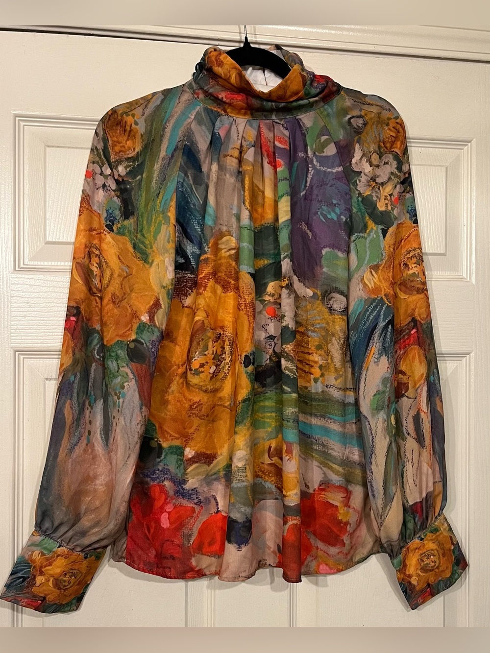 Floral Puff-Sleeve High-Neck Blouse in Multi - Picture 3 of 4